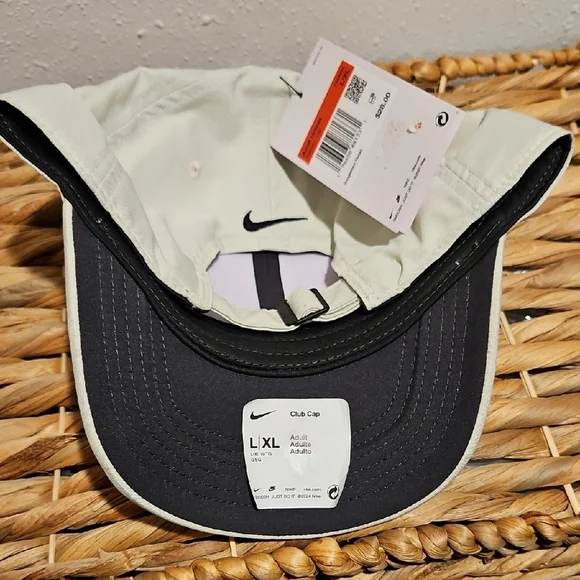 NWT Nike Club Cap Golf Adult Unisex L/XL Black Logo Adjustable - Picture 2 of 5